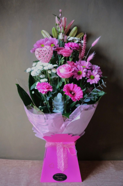 Poppy's Flower Design Florist in Leyland - Pink Lady - Pink Lady Aqua Bouquet in a mixture in pinks and white. 
Poppy's Flower Design Florist in Leyland. Plants, gifts and homewares