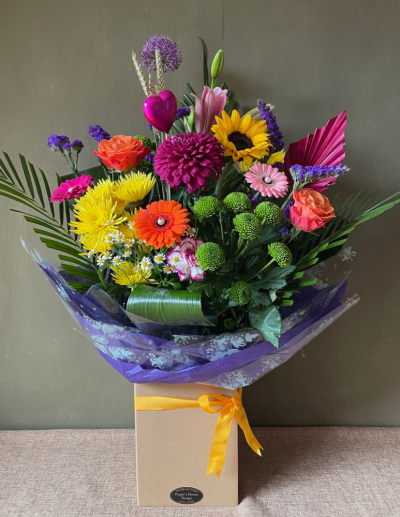 Poppy's Flower Design Florist in Leyland - Starburst - Grand bouquet with a bright and vibrant mixture of flowers
Poppy's Flower Design Leyland
Flowers Florist Chorley Preston Gifts Candles Plants Floral Weddings